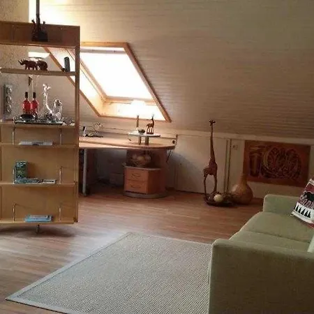 Asel Apartamento *